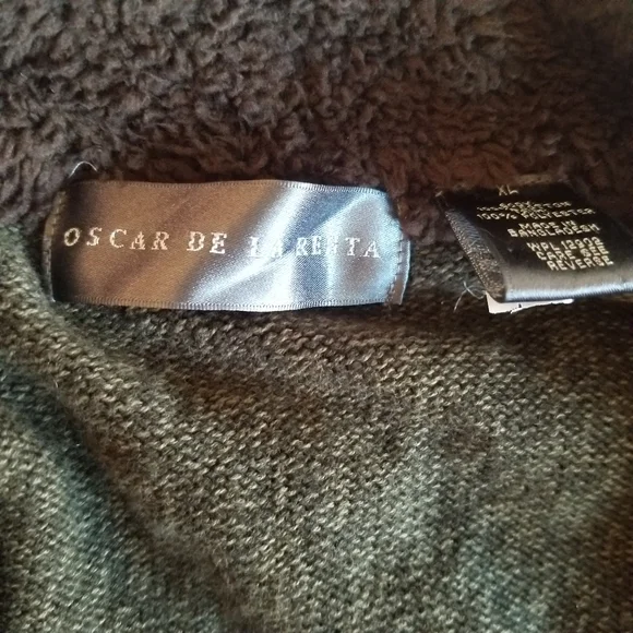 Men's Oscar De La Renta Quarter Zip Up Sweater - Picture 3 of 3